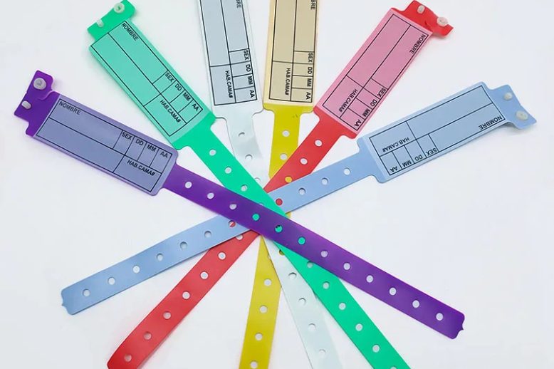 Custom count cheap waterproof soft plastic wristband (2)