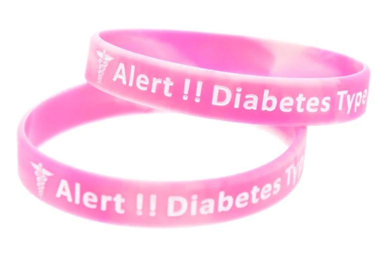 Custom four colors silicone wristband adult size (4)