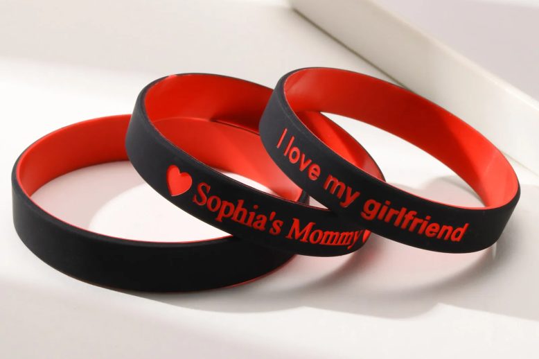 Custom sports waterproof soft rubber silicone wristband (1)