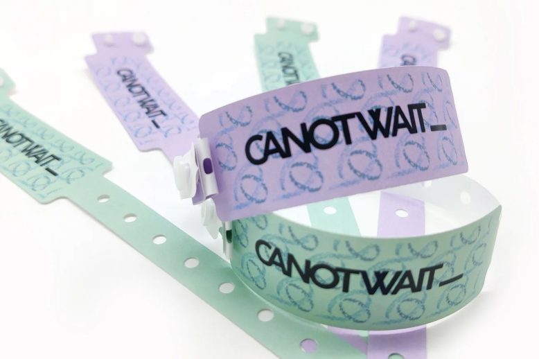 Factory price custom printed logo waterproof plastic wristband (1)