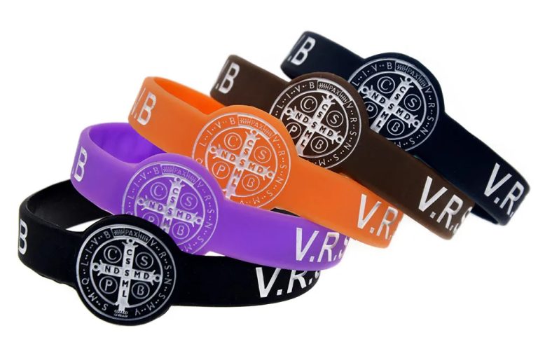 Men jewelry gifts christian religious bangle silicone wristband (1)