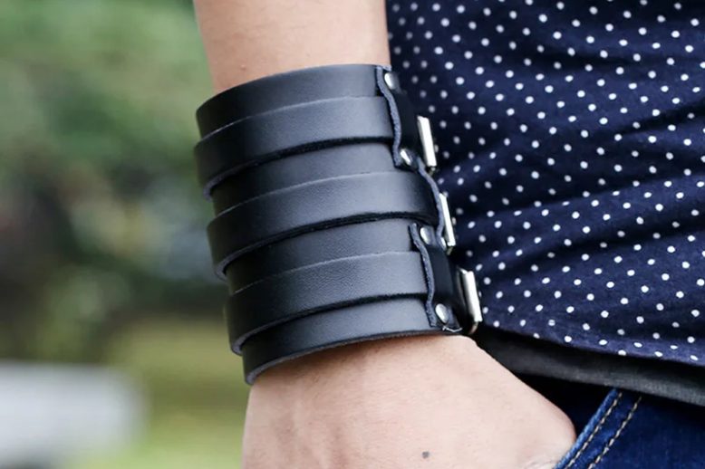 Three layers new fashion genuine leather wide wristbands (2)